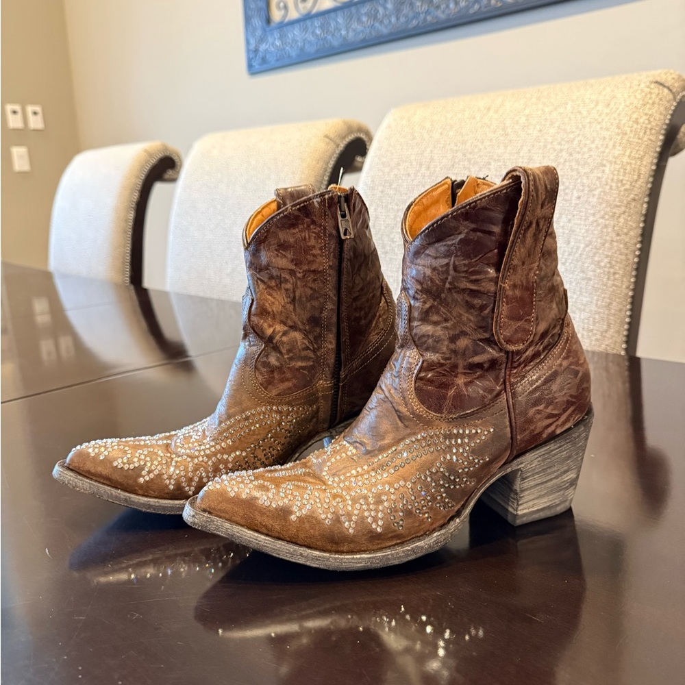 Old Gringo Distressed Brown Leather Boots